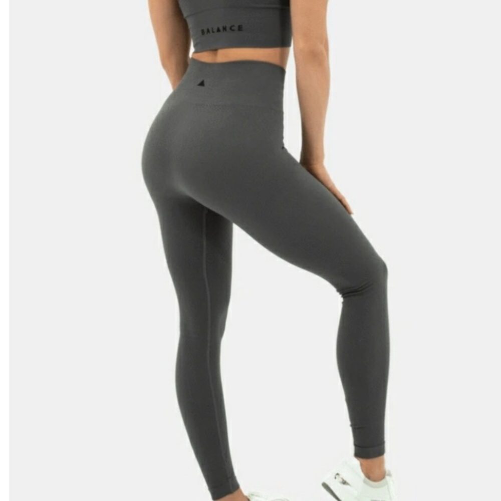 Quartz Collection Energy Pant Graphite View 3
